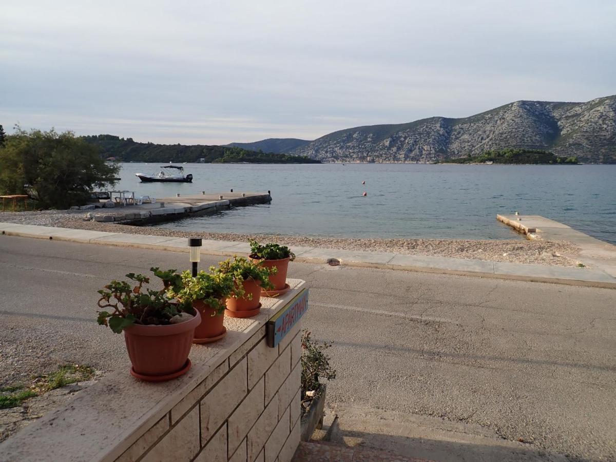 Katja Beach Apartment Račišće Exterior foto